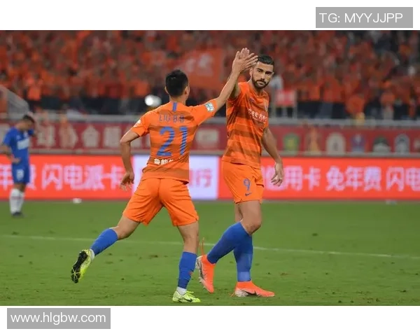 鲁能与富力精彩对决回顾比赛集锦尽览赛场风云与精彩瞬间